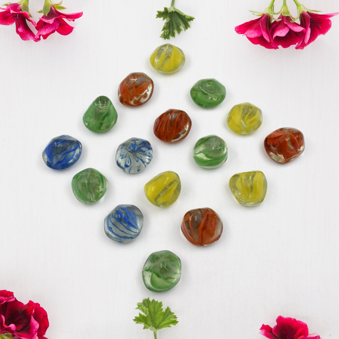 Multi-Color Decorative Stone for Garden / Lawn / Aquarium Fish Tank Gravel / Flower Pots Decoration Pebbles for Fish Bowl & All Purpose Attractive Stone Set