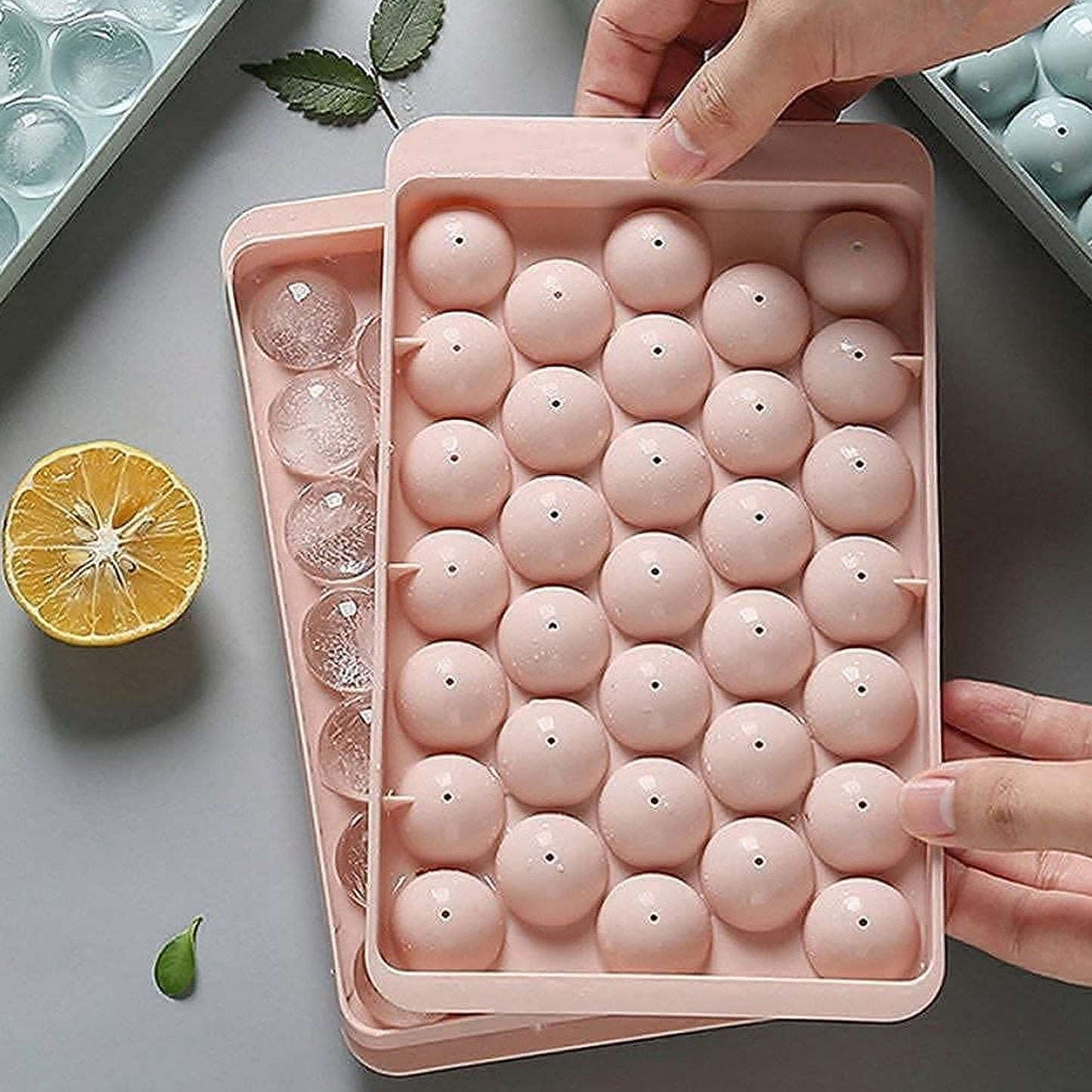 Plastic Round BPA Free Reusable Ice Cube Ice Ball Mold / Lolli Candy Maker (20x12cm)