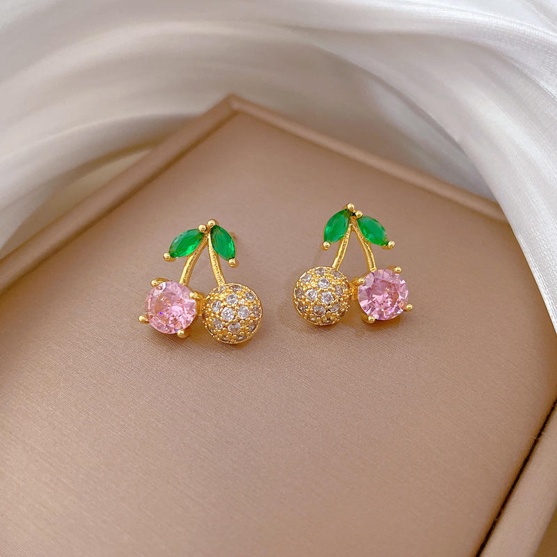Cherry Jewelry Set – Pink Gemstone & Gold Crystal Design