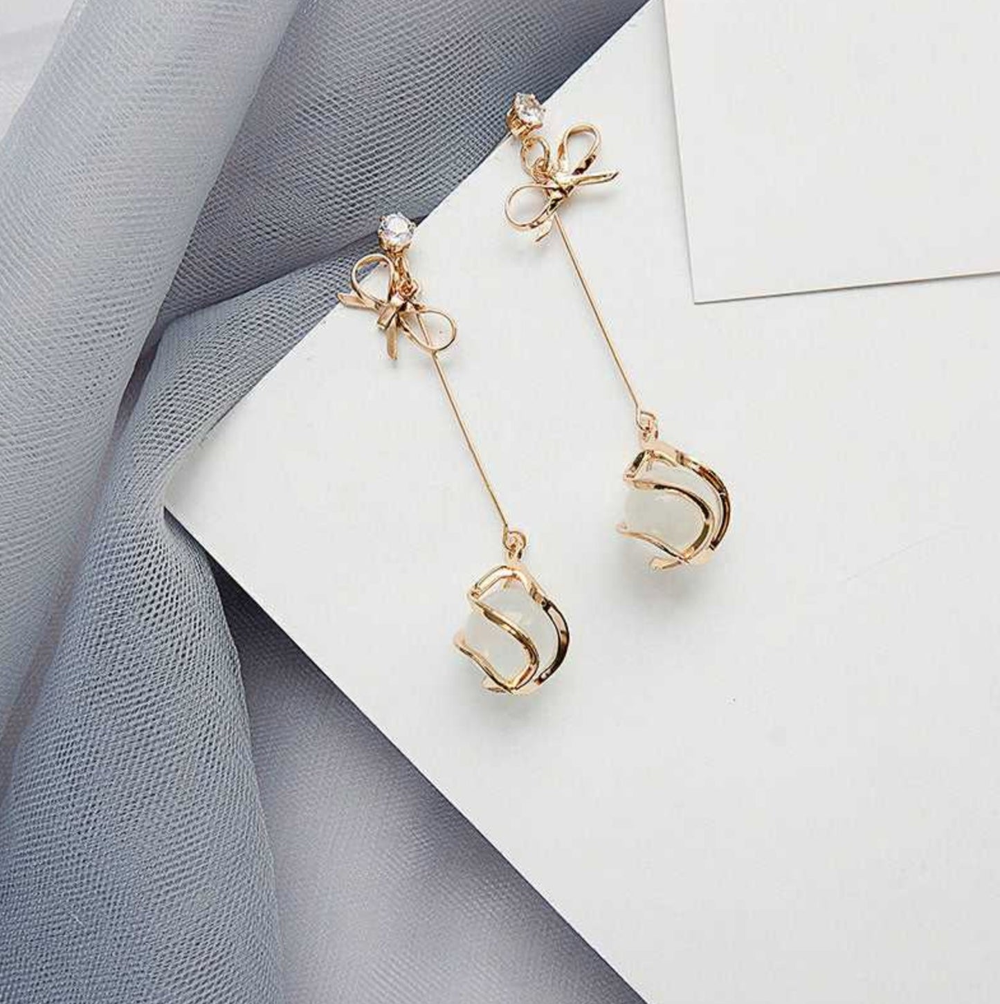 Gold Bow & Pearl Drop Earrings – Timeless Elegance for Women