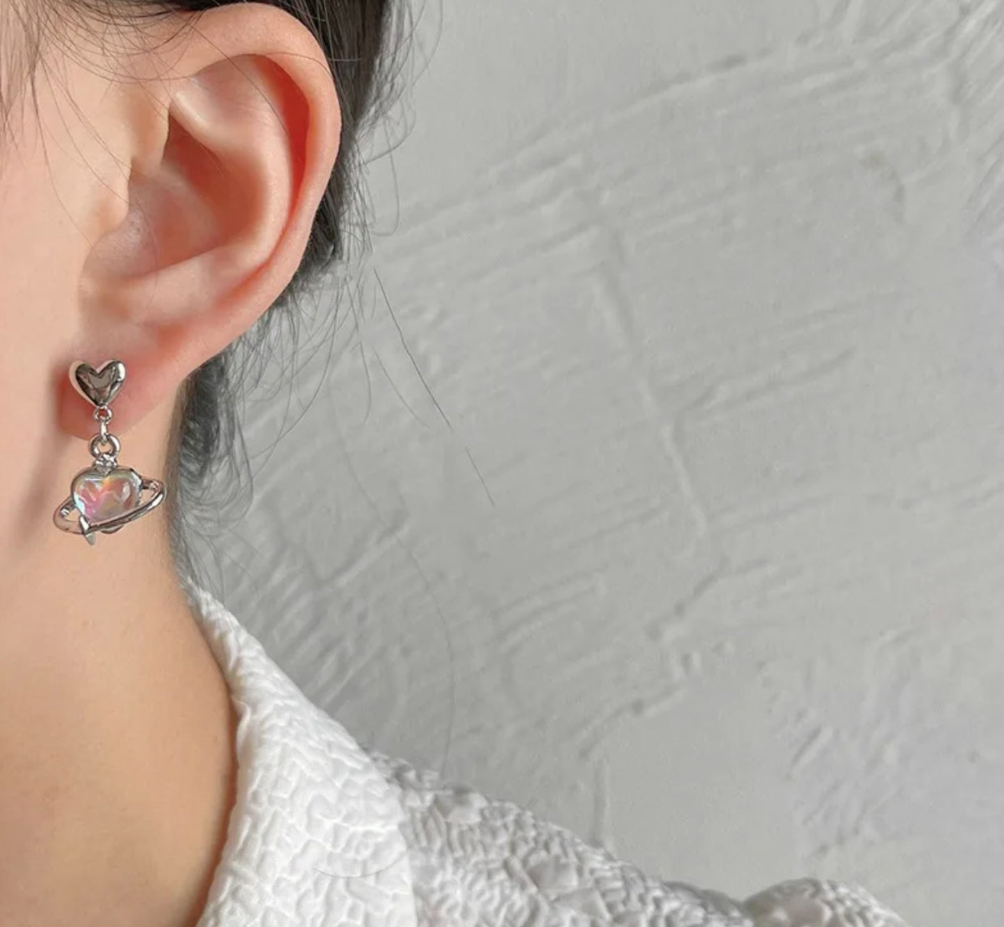 Celestial Heart Planet Earrings – Iridescent Galaxy‑Inspired Jewelry