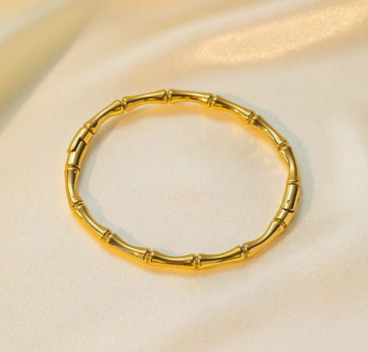 Gold Bamboo Bracelet – Nature‑Inspired Luxury Jewelry for Women