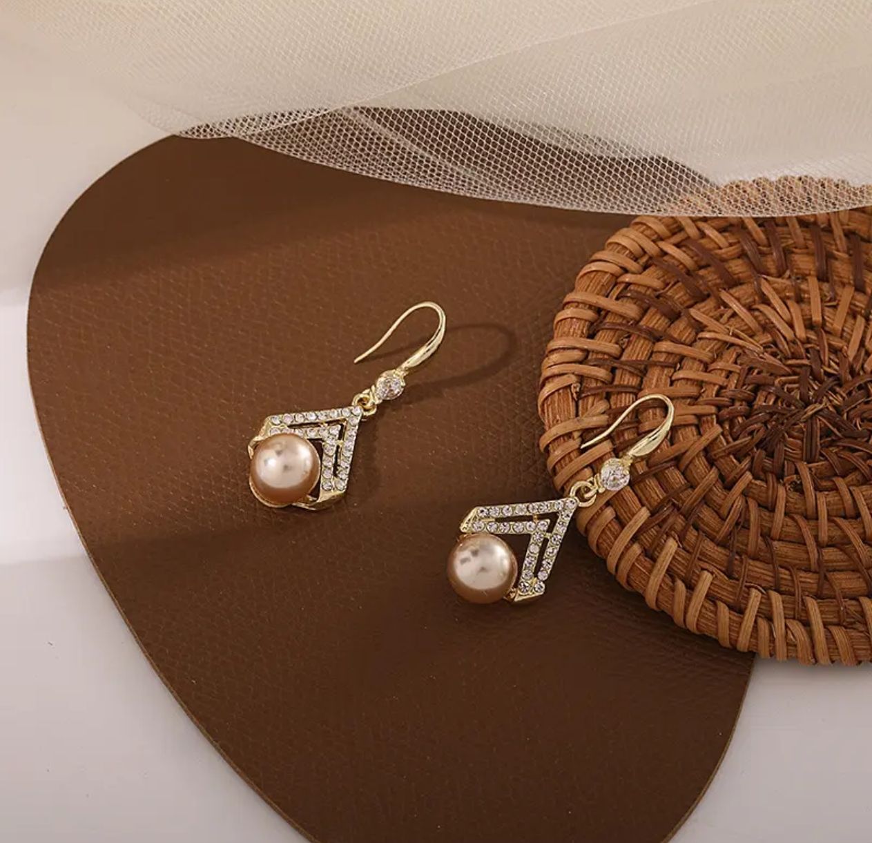 Gold Pearl Drop Earrings – Elegant Diamond‑Accented Jewelry for Women